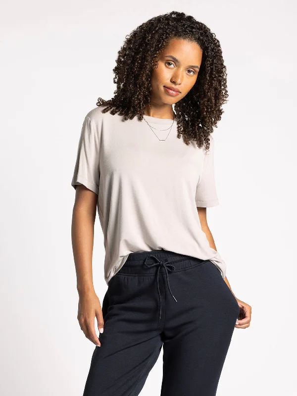 KIM TEE Artistic Women's Hand - painted