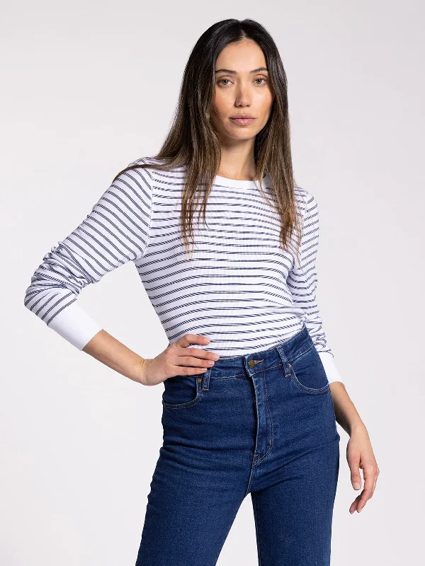 WHITE NAVY TRIPLE STRIPE