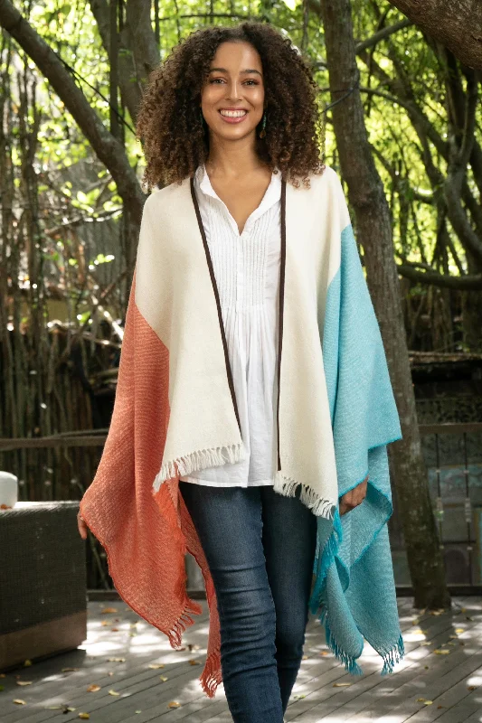 Majestic Combination Tri-Color Suede Trimmed 100% Baby Alpaca Ruana from Peru Youthful Women's Pop Majestic Combination Tri-Color Suede Trimmed 100% Baby Alpaca Ruana from Peru Youthful Women's Pop