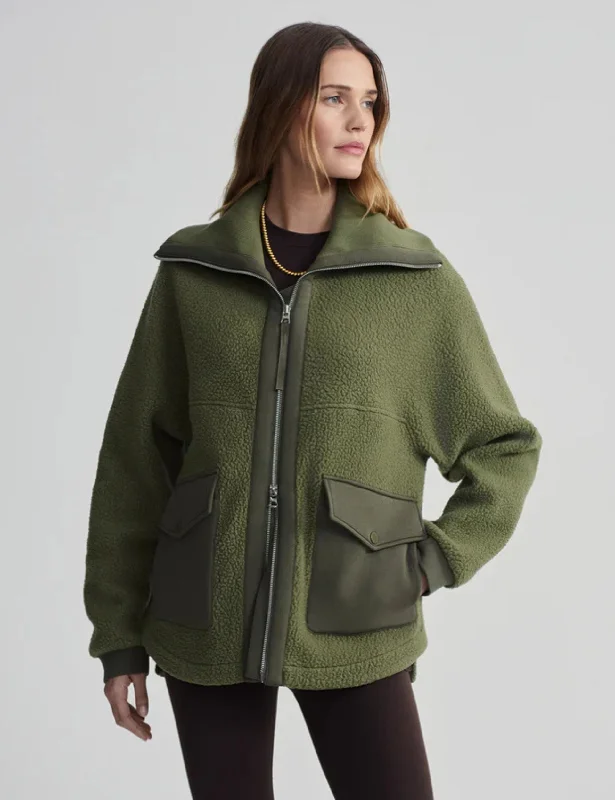 Eleanor Patch Pocket Fleece - Winter Moss Refined Women's Velvet