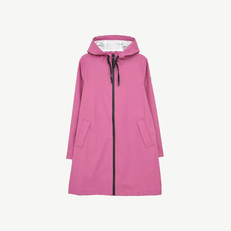 Tantä Nuovola Magenta Raincoat Australian Beach