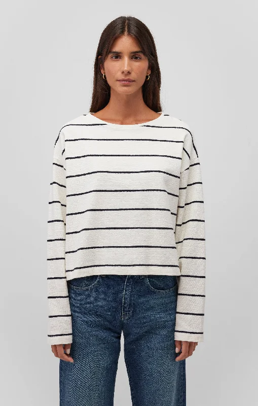BOAT NECK SWEATER IN DRESS BLUE STRIPE Hip Women's Urban