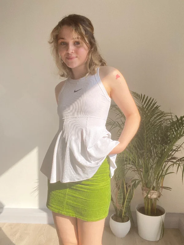 Vintage Nike Top Bold Women's Statement