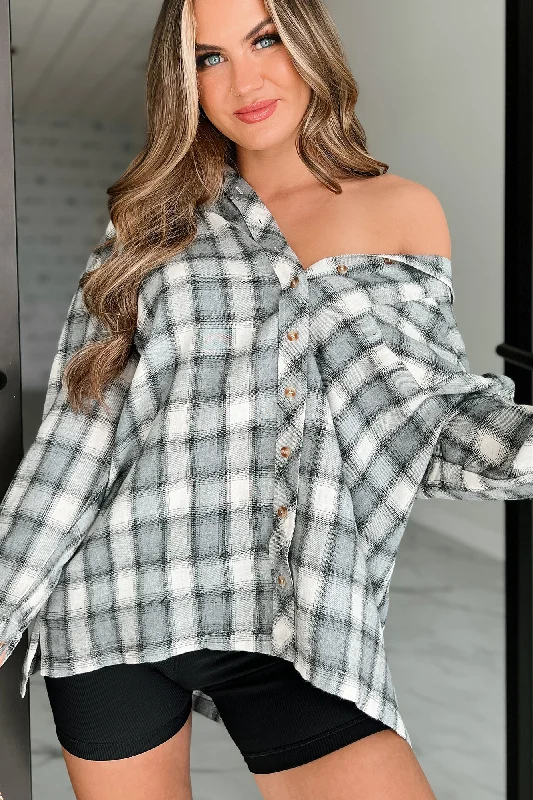 Cover Your Tracks Oversized Plaid Button-Down Shirt (Ivory/Grey) Luxurious Women's High -  end
