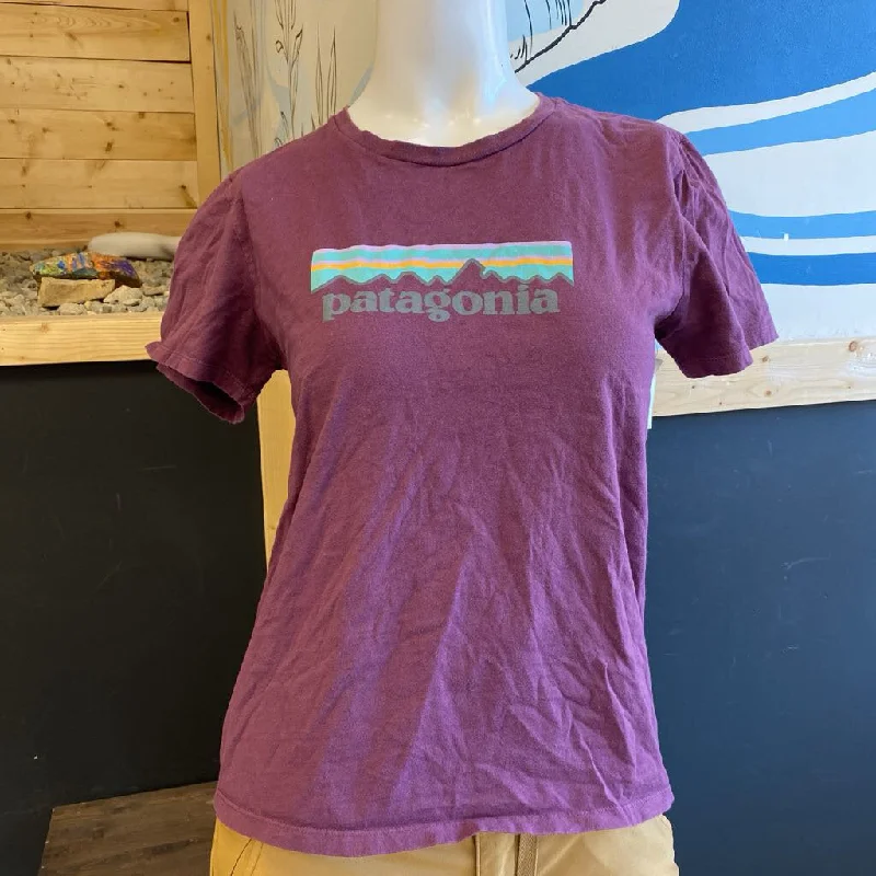 Patagonia - Women's Pastel P-6 Logo Organic Crew T-Shirt - MSRP $55: Purple-women-SM Women
