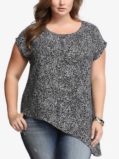 Torrid Size 4 (26) Black & White Shirt Traditional Women's 