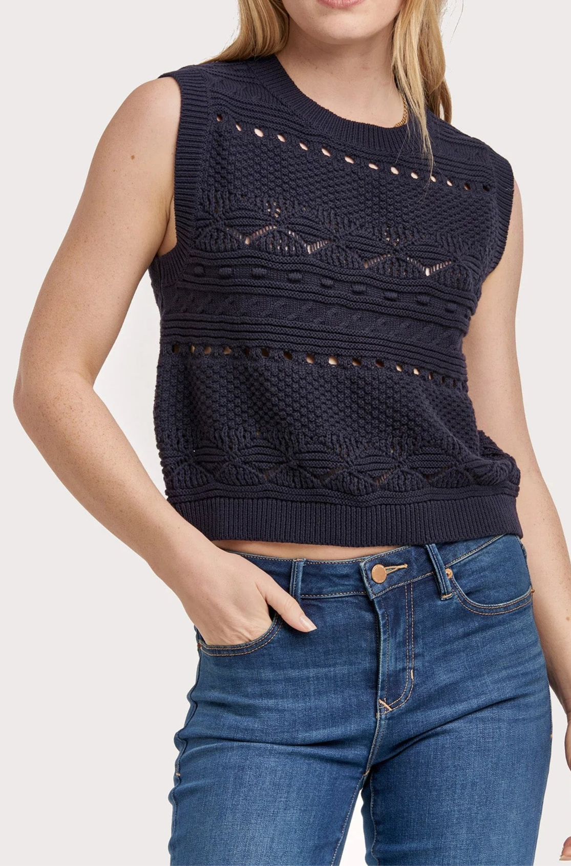 "STILL WATERS" SWEATER VEST European
