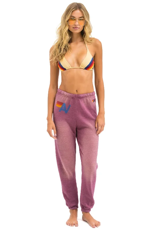 VINTAGE LOGO SWEATPANTS - FADED BERRY Monochromatic All - in - one